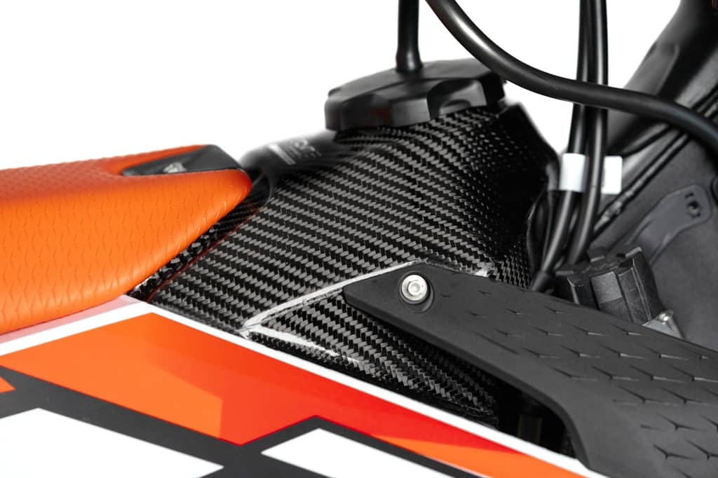 CMT Carbon Tank Upp. Cover - KTM