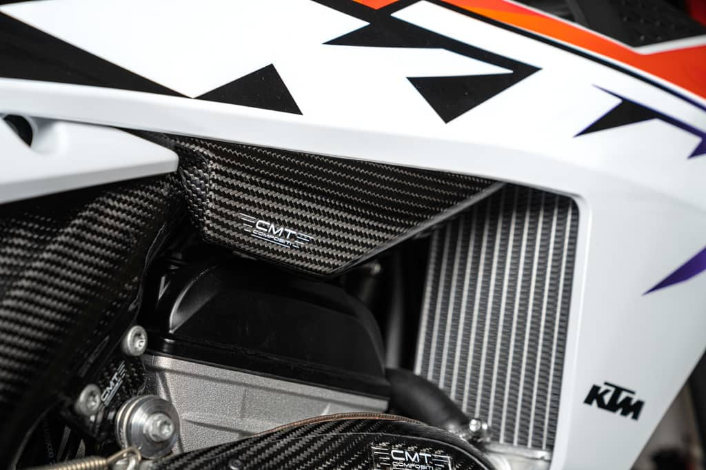 CMT Carbon Tank Low. Cover - KTM