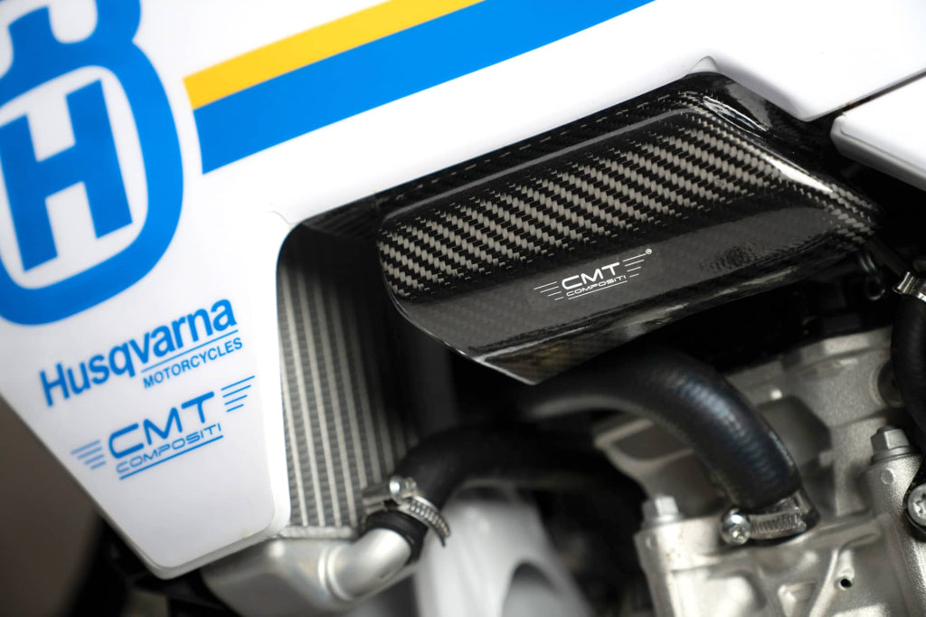CMT Carbon Tank Low. Cover - Husqvarna on-bike