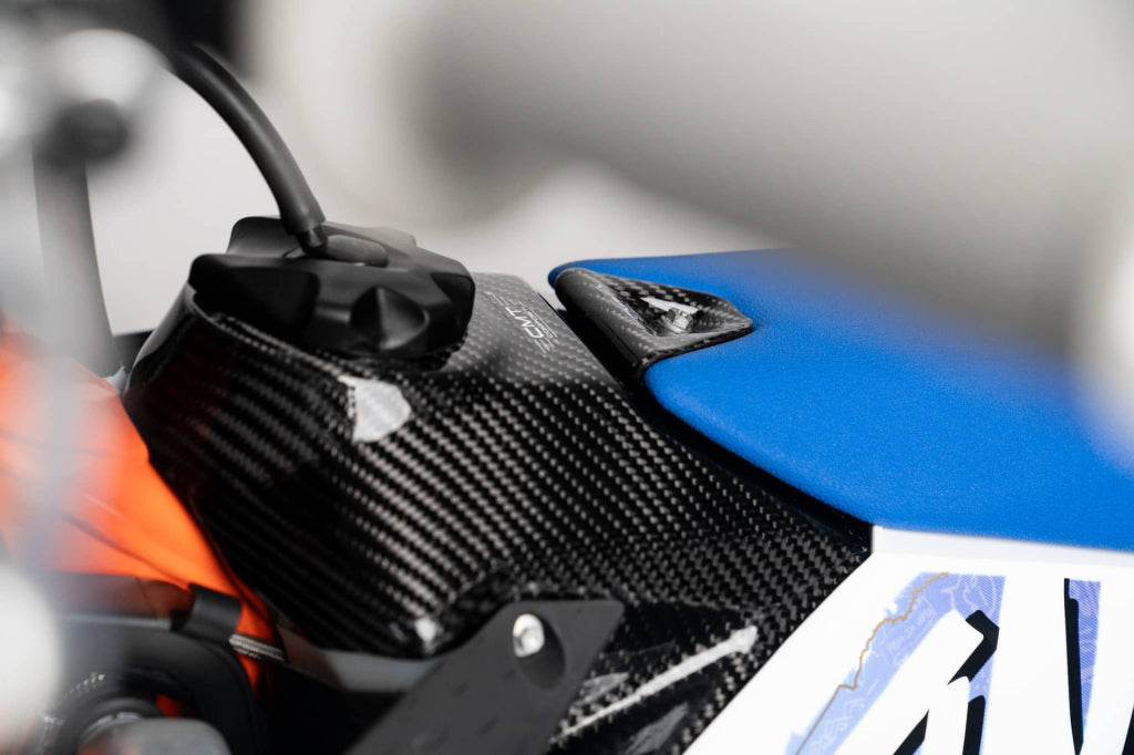 CMT Carbon Tank Upp. Cover - KTM
