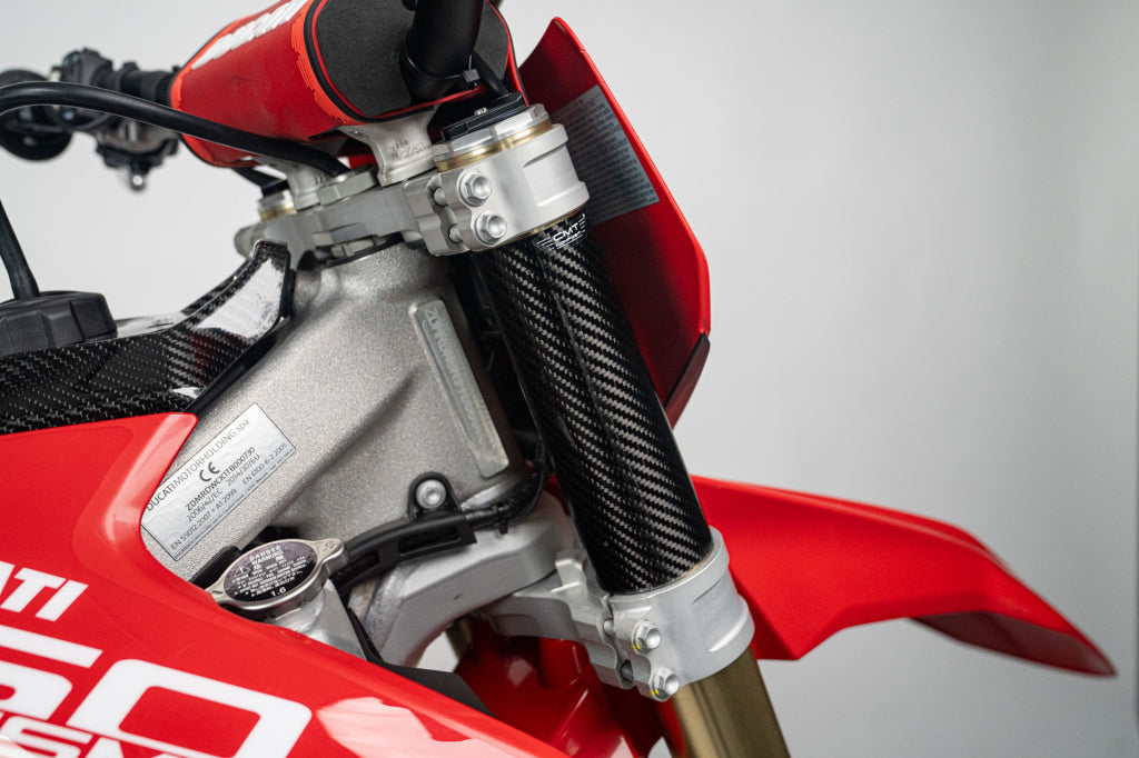 CMT Carbon Upper Fork Guards - DUCATI