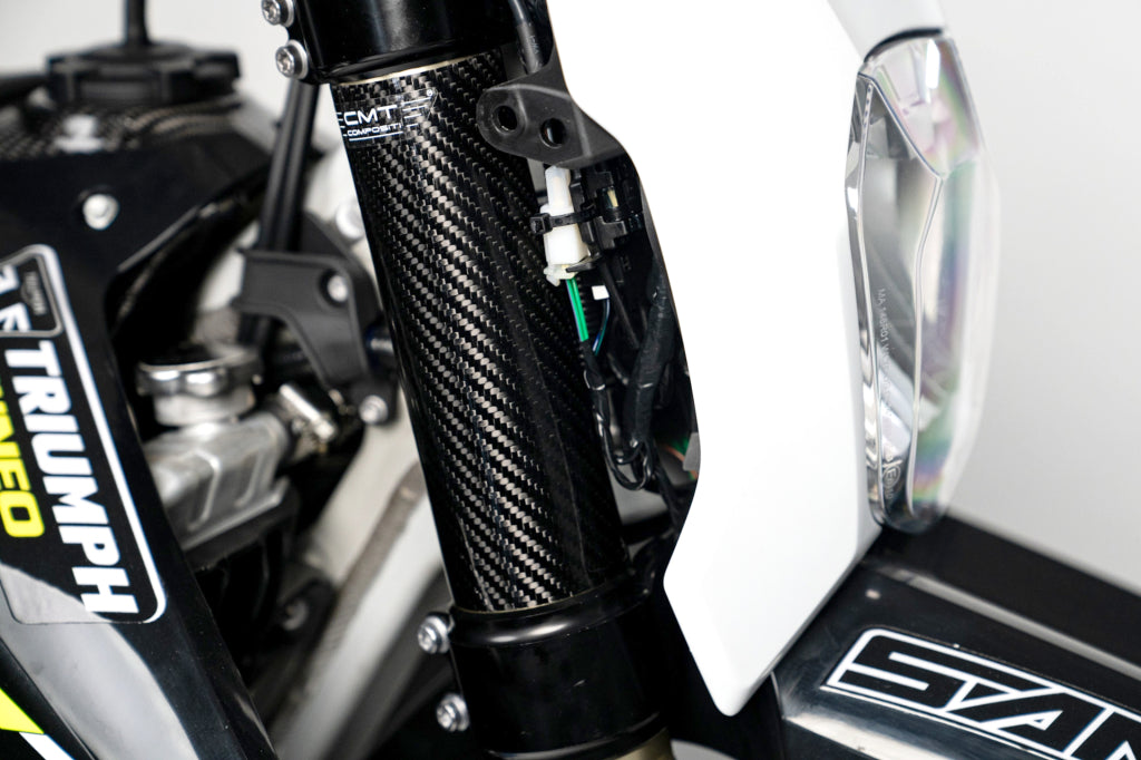 CMT Carbon Upper Fork Guards - TRIUMPH