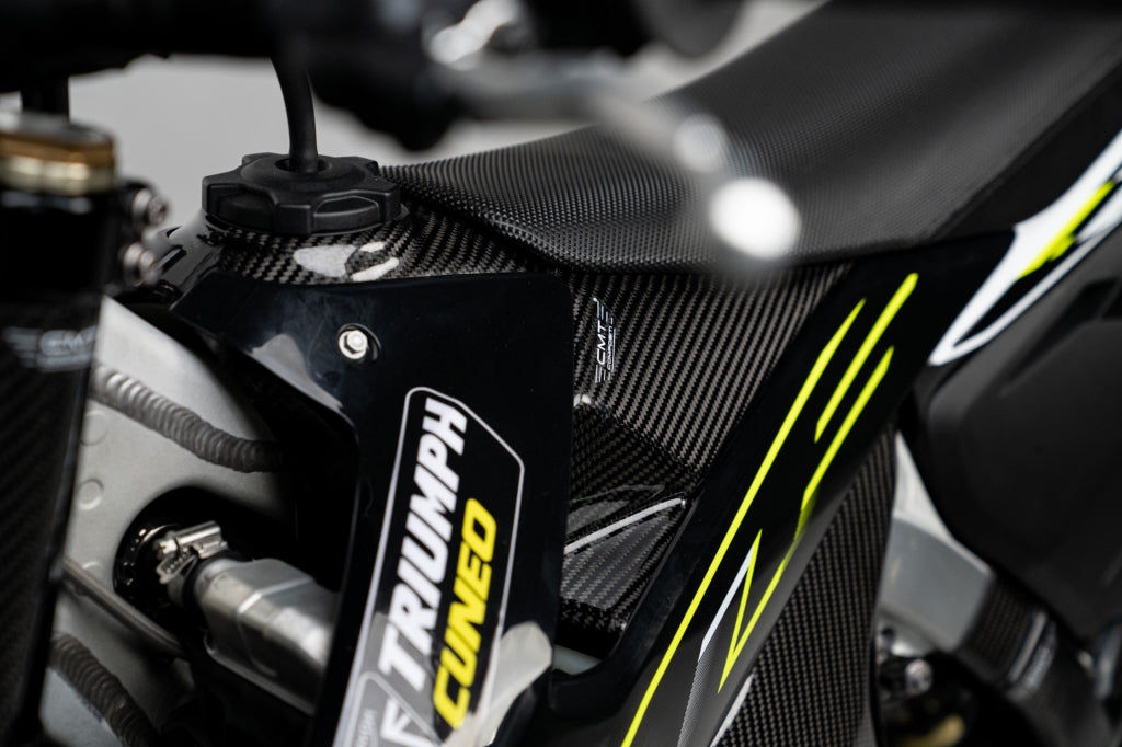CMT Carbon Tank Upp. Cover - TRIUMPH