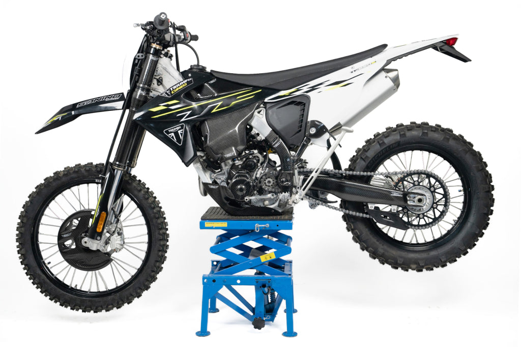 CMT Carbon Tank Upp. Cover - TRIUMPH