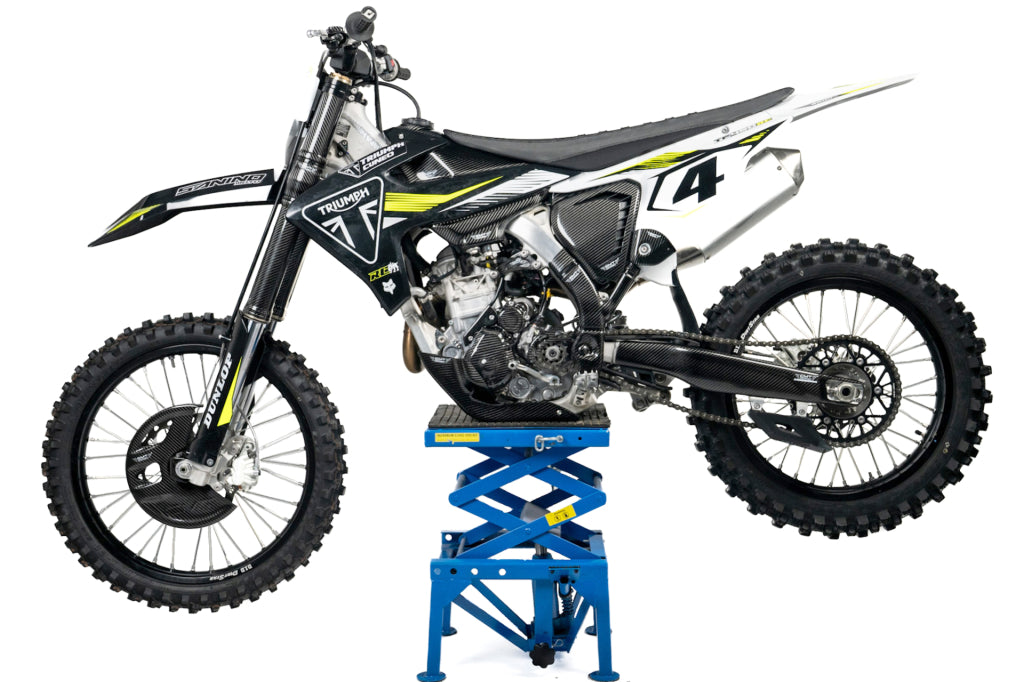 CMT Carbon Tank Low. Cover - TRIUMPH