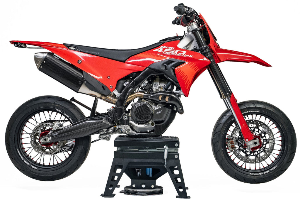 CMT Carbon Upper Fork Guards - DUCATI